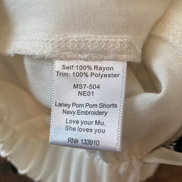 Show Me Your MuMu Laney Shorts - Picture 5 of 6